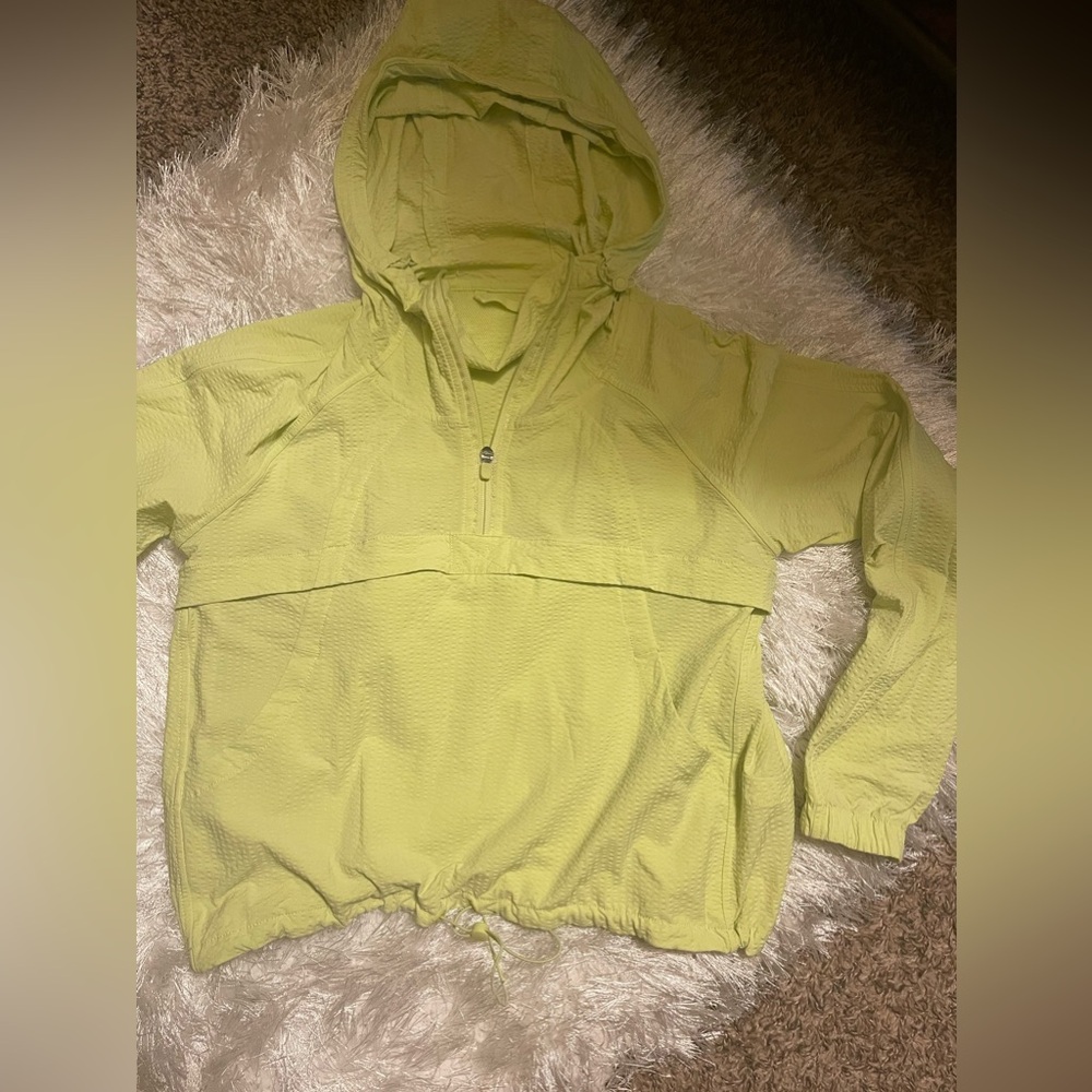 Lululemon pullover windbreaker